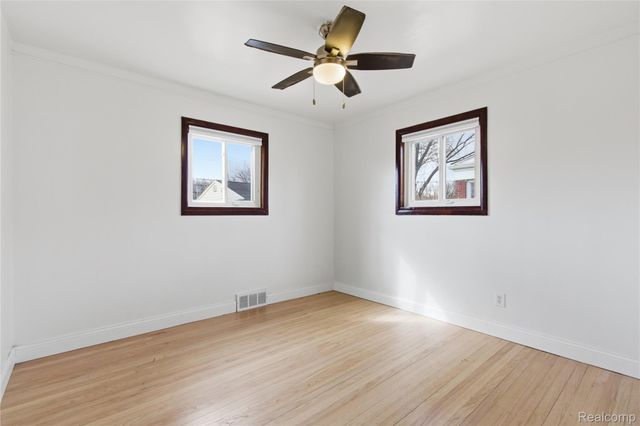 25317 Wagner, Warren, MI 48089