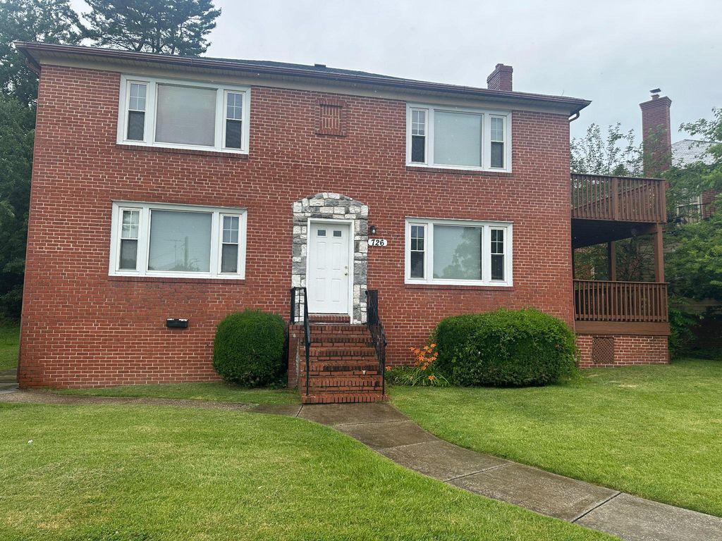 726 MARTIN DR, Baltimore, MD 21229