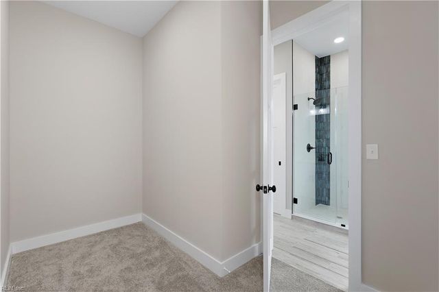 6+ AC Vista Point DR, Hampton, VA 23666