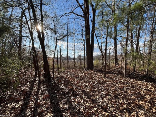 6+ AC Vista Point DR, Hampton, VA 23666
