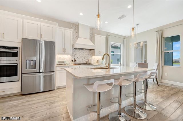 4003 Pegasus WAY, Naples, FL 34120