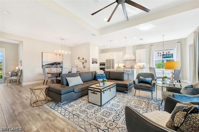 4003 Pegasus WAY, Naples, FL 34120