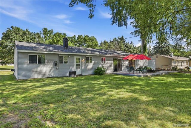4845 Pelton Road, Independence Charter Township, MI 48346