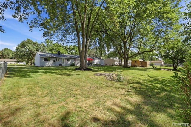 4845 Pelton Road, Independence Charter Township, MI 48346