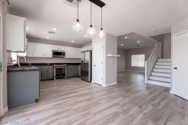 1109 Devon Downs Avenue, Henderson, NV 89015