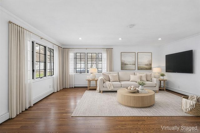 116 Red Maple Drive N, Levittown, NY 11756