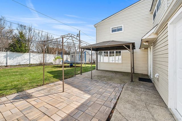 116 Red Maple Drive N, Levittown, NY 11756