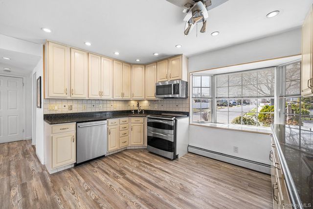 116 Red Maple Drive N, Levittown, NY 11756