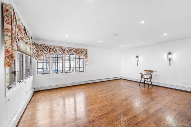 116 Red Maple Drive N, Levittown, NY 11756