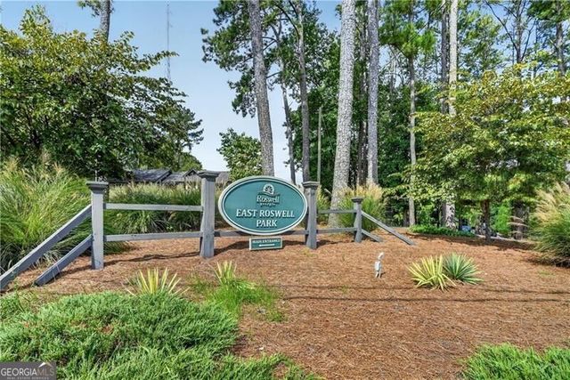 1005 Canyon Point Circle, Roswell, GA 30076
