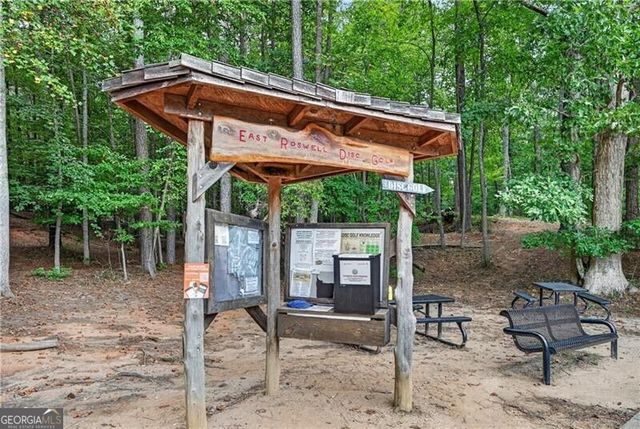 1005 Canyon Point Circle, Roswell, GA 30076