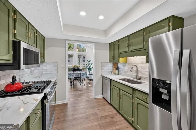 1005 Canyon Point Circle, Roswell, GA 30076
