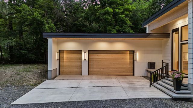 1518 E 20th Ave, Spokane, WA 99203