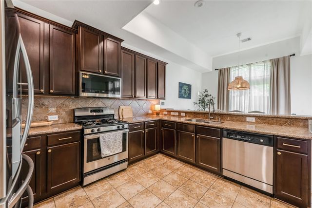 702 Aulia Lane, Spring, TX 77386