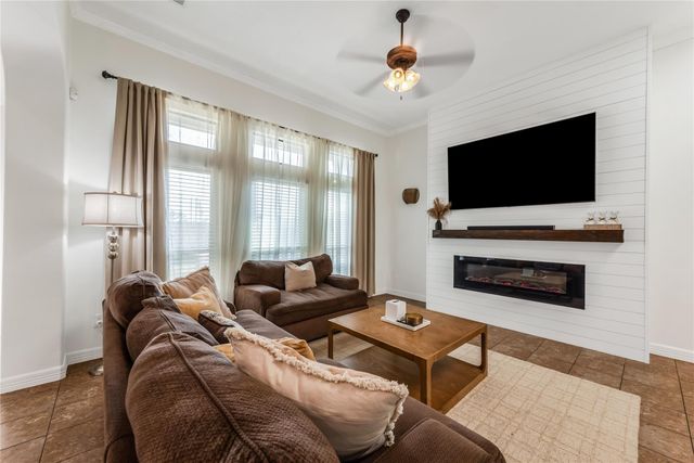 702 Aulia Lane, Spring, TX 77386