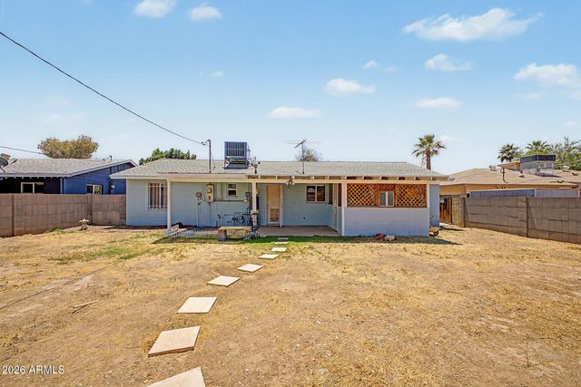 820 E BUTLER Drive, Phoenix, AZ 85020