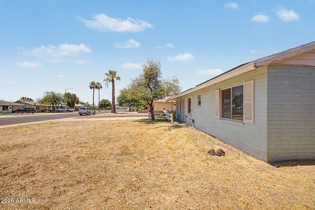 820 E BUTLER Drive, Phoenix, AZ 85020