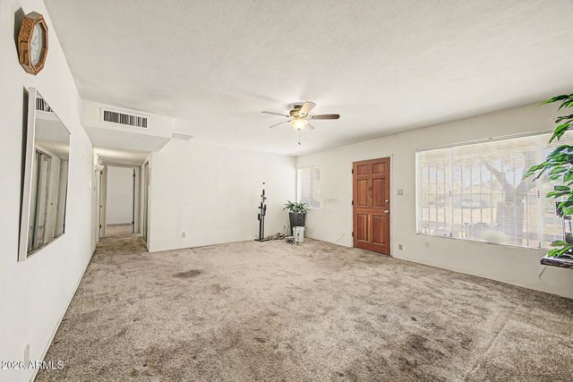 820 E BUTLER Drive, Phoenix, AZ 85020