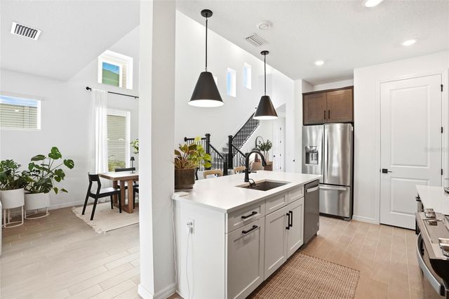 28945 ORANGE BERRY DRIVE, Wesley Chapel, FL 33543