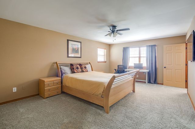 8620 Canyon Crest Road, Fort Worth, TX 76179