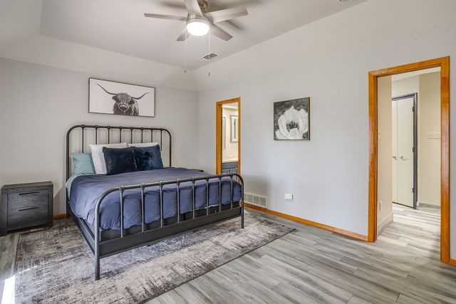 8620 Canyon Crest Road, Fort Worth, TX 76179