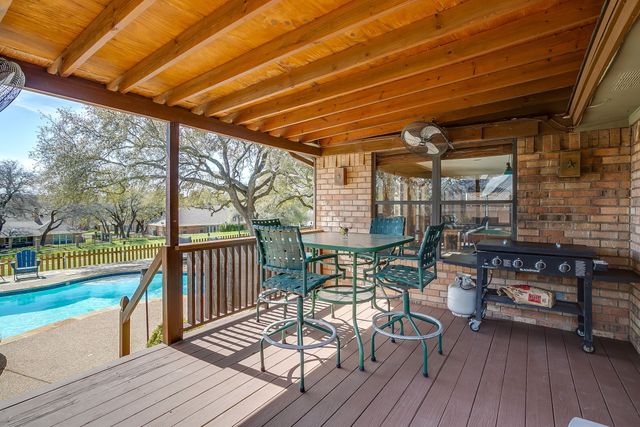 8620 Canyon Crest Road, Fort Worth, TX 76179