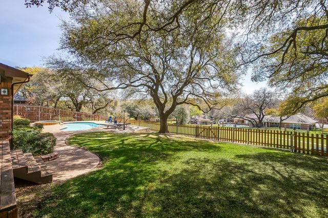 8620 Canyon Crest Road, Fort Worth, TX 76179