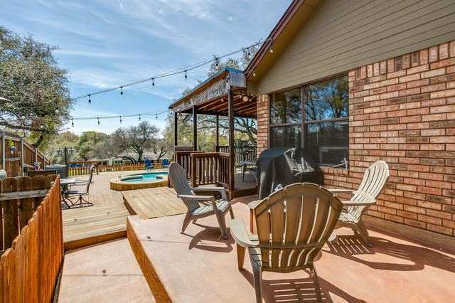 8620 Canyon Crest Road, Fort Worth, TX 76179