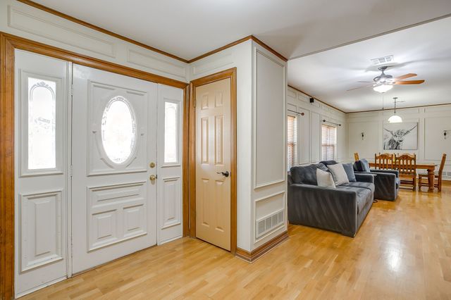 8620 Canyon Crest Road, Fort Worth, TX 76179