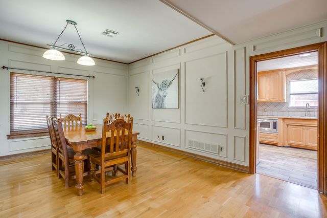 8620 Canyon Crest Road, Fort Worth, TX 76179