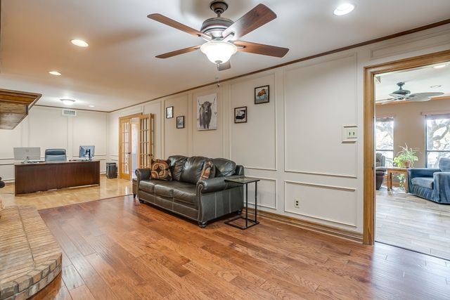 8620 Canyon Crest Road, Fort Worth, TX 76179