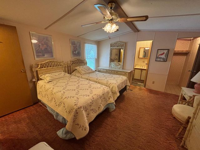 152 NE 15th Terrace, Stuart, FL 34994