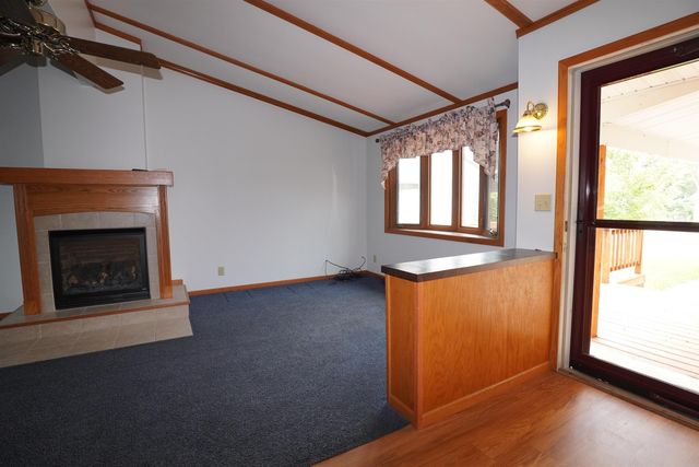 1203 1st Avenue, Charles City, IA 50616