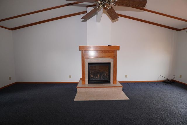 1203 1st Avenue, Charles City, IA 50616