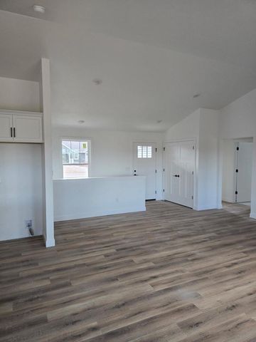 8372 MARLO AVENUE, Neenah, WI 54956