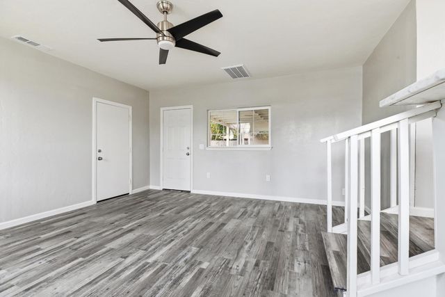 1550 E Marshall St, Turlock, CA 95380