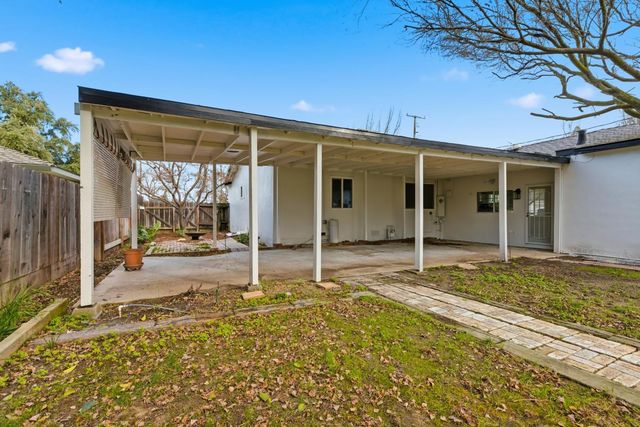 1550 E Marshall St, Turlock, CA 95380