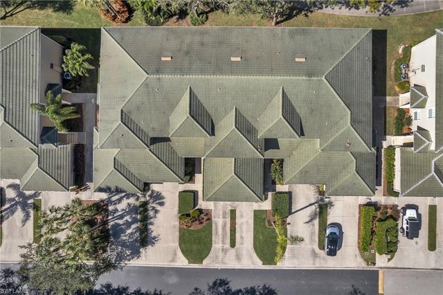 3435 Laurel Greens LN S 202, Naples, FL 34119