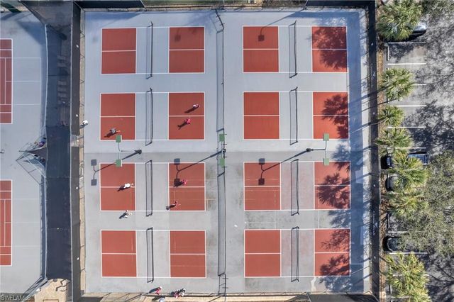 3435 Laurel Greens LN S 202, Naples, FL 34119