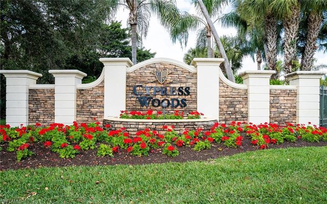3435 Laurel Greens LN S 202, Naples, FL 34119