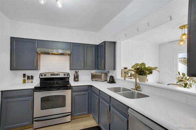 7143 Depew Circle, Arvada, CO 80003