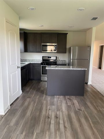 8122 Big Timber Trail, Ponder, TX 76259