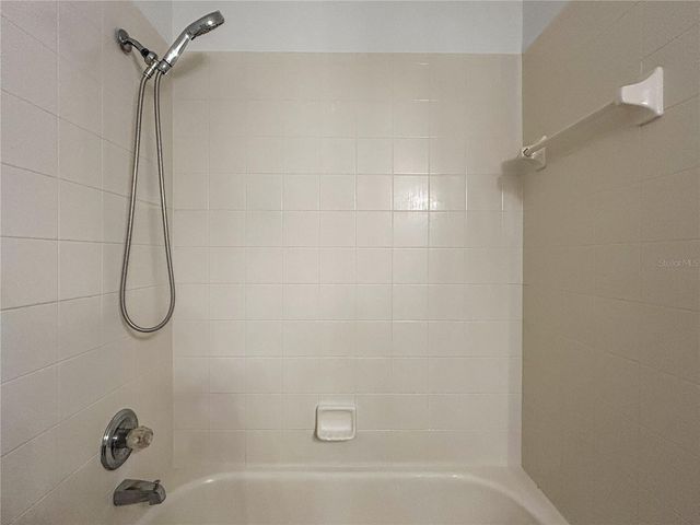 5006 BRIDGEWAY LANE, Lutz, FL 33558