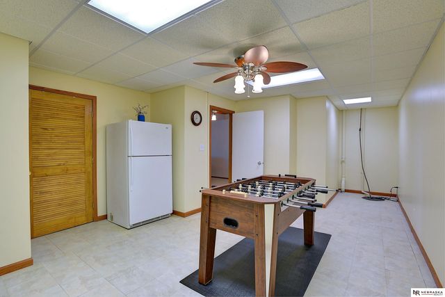 5821 South 159th Street, Omaha, NE 68135