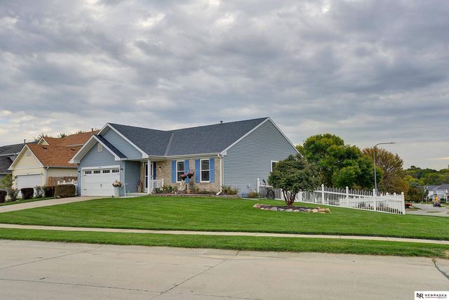 5821 South 159th Street, Omaha, NE 68135