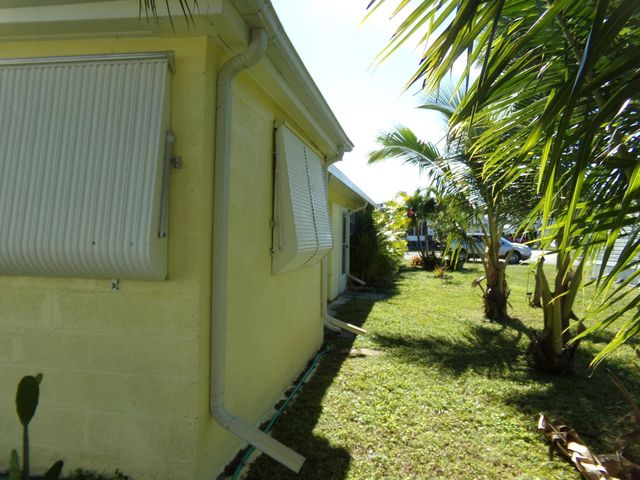 4215 Meadow View Drive, Boynton Beach, FL 33436