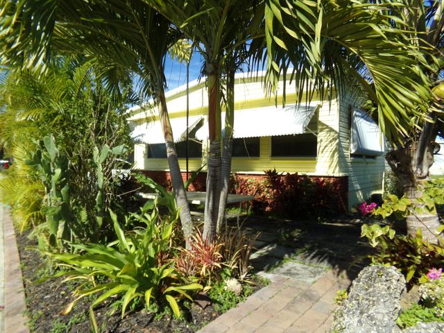 4215 Meadow View Drive, Boynton Beach, FL 33436