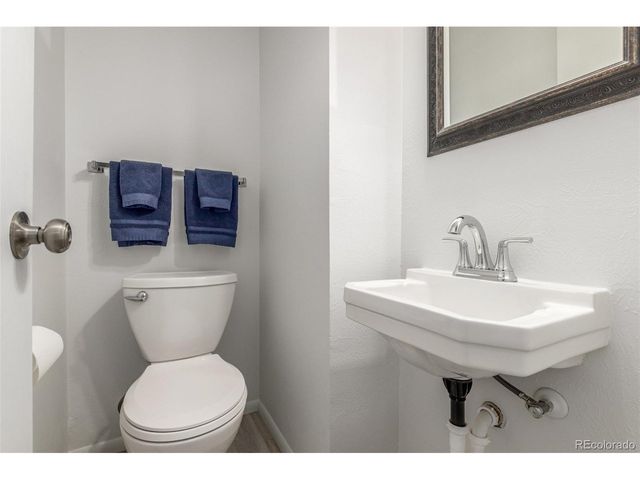 1910 W 102nd Ave, Thornton, CO 80260