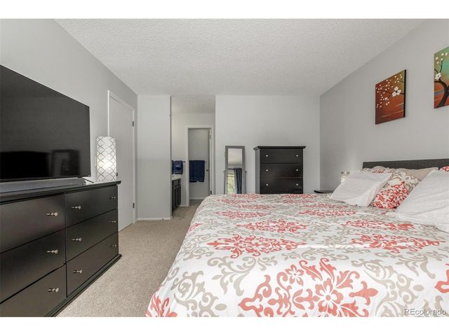 1910 W 102nd Ave, Thornton, CO 80260