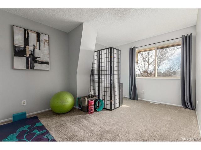 1910 W 102nd Ave, Thornton, CO 80260